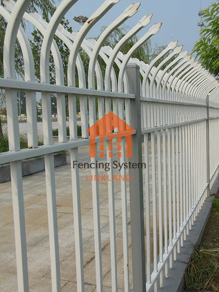 How to choose the Steel Picket Fence material that suits you